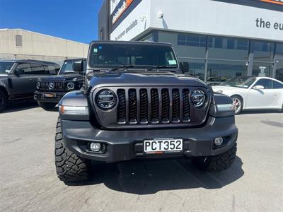 2022 Jeep Gladiator - Thumbnail
