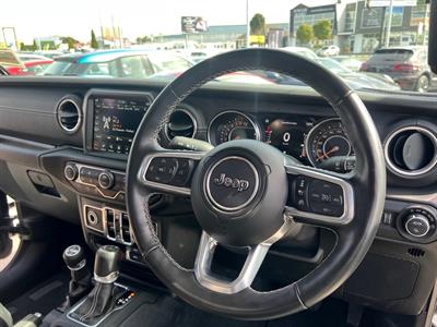 2022 Jeep Gladiator - Thumbnail