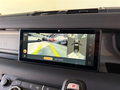 2023 Land Rover Defender - Thumbnail