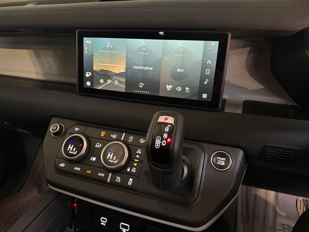 2023 Land Rover Defender