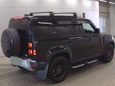 2023 Land Rover Defender - Thumbnail