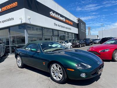 2002 Jaguar XKR - Thumbnail