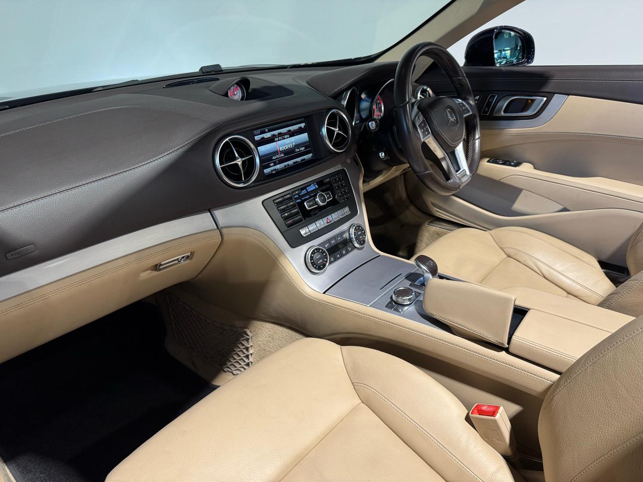 2016 Mercedes-Benz SL 400
