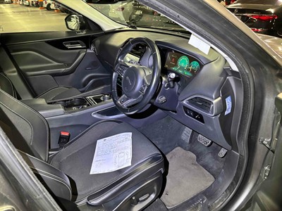 2017 Jaguar F-Pace - Thumbnail