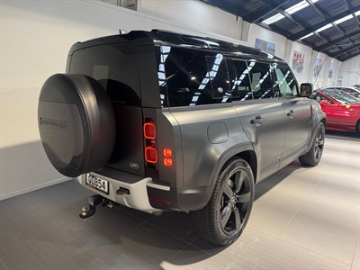 2023 Land Rover Defender - Thumbnail