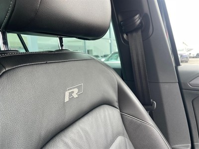 2018 Volkswagen Tiguan - Thumbnail