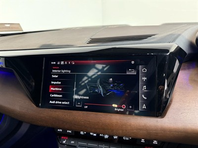 2021 Audi E-Tron - Thumbnail