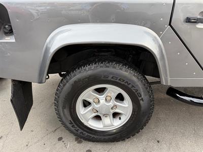 2011 Land Rover Defender - Thumbnail