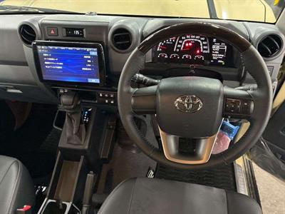 2025 Toyota Land Cruiser - Thumbnail