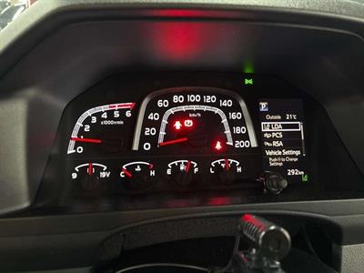 2025 Toyota Land Cruiser - Thumbnail