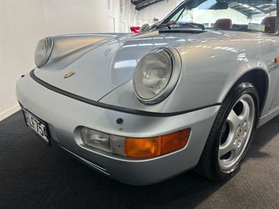 1993 Porsche 911 - Thumbnail
