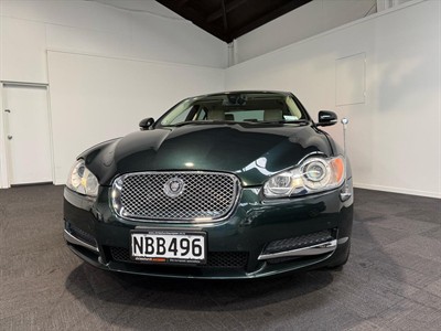 2011 Jaguar XF - Thumbnail