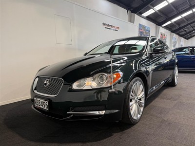 2011 Jaguar XF - Thumbnail