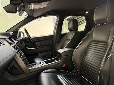 2018 Land Rover Discovery Sport - Thumbnail