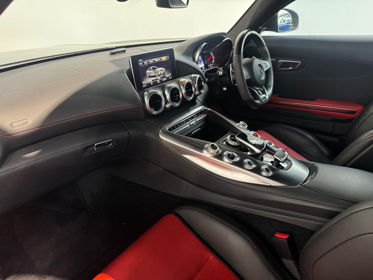 2015 Mercedes-Benz GT