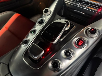 2015 Mercedes-Benz GT - Thumbnail