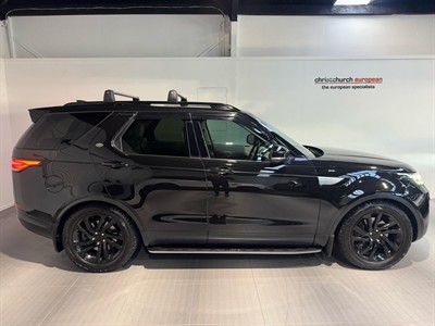 2017 Land Rover Discovery - Thumbnail