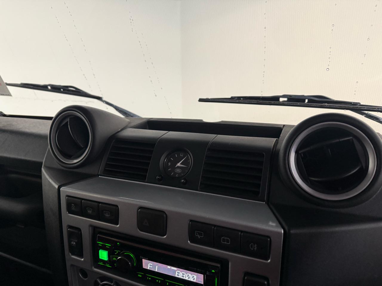 2016 Land Rover Defender