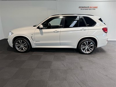 2017 BMW X5 - Thumbnail