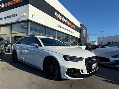 2018 Audi RS4 - Thumbnail