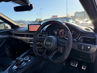 2018 Audi RS4 - Thumbnail