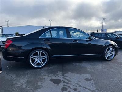 2011 Mercedes-Benz S 500 - Thumbnail