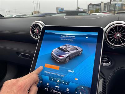 2022 Mercedes-Benz SL - Thumbnail