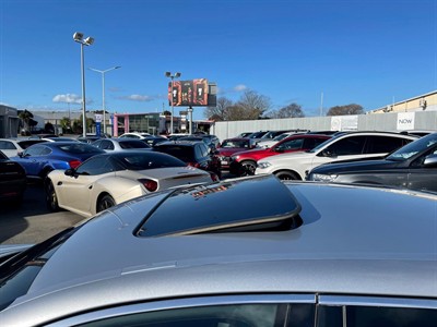 2014 Porsche Panamera - Thumbnail