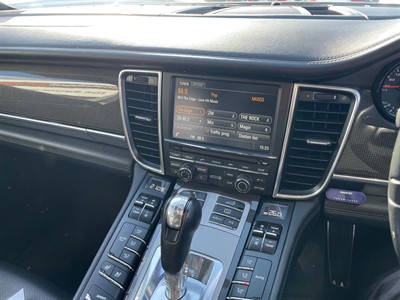 2014 Porsche Panamera - Thumbnail