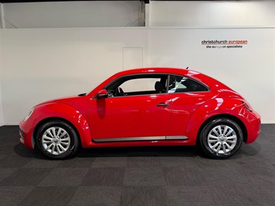 2017 Volkswagen Beetle - Thumbnail