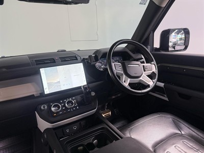 2021 Land Rover Defender - Thumbnail