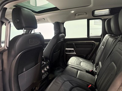 2021 Land Rover Defender - Thumbnail