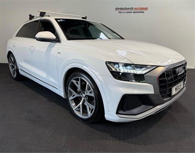 2019 Audi Q8 - Thumbnail
