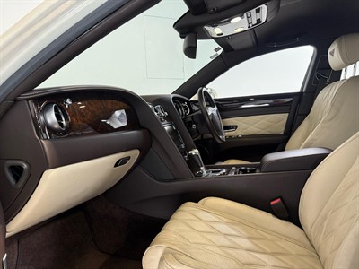 2016 Bentley Continental - Thumbnail