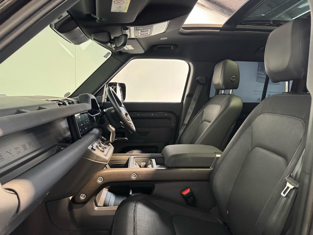 2023 Land Rover Defender