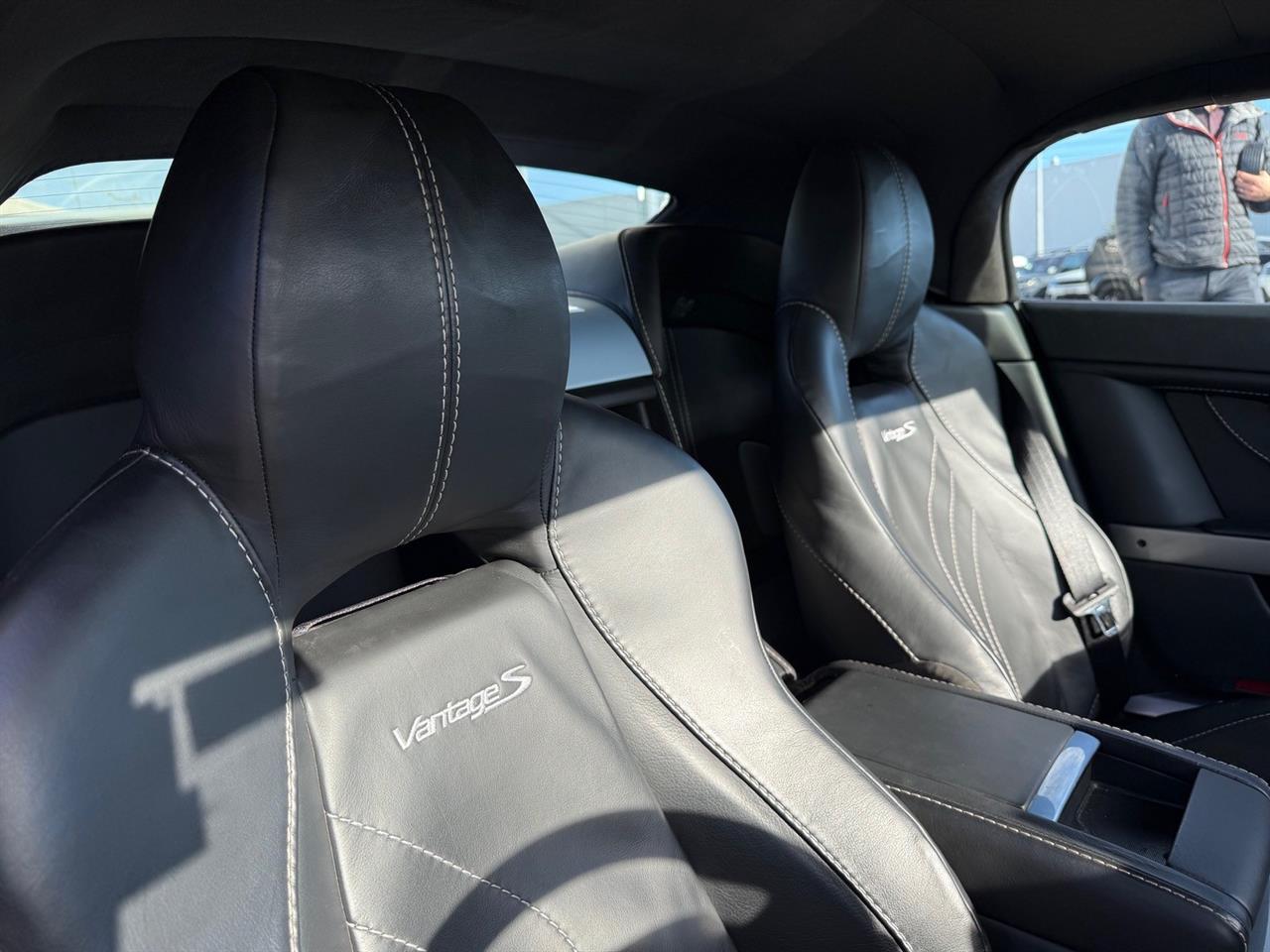 2016 Aston Martin Vantage