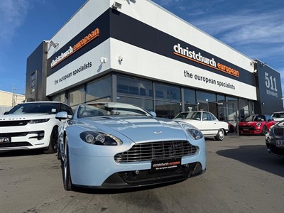 2016 Aston Martin Vantage - Thumbnail