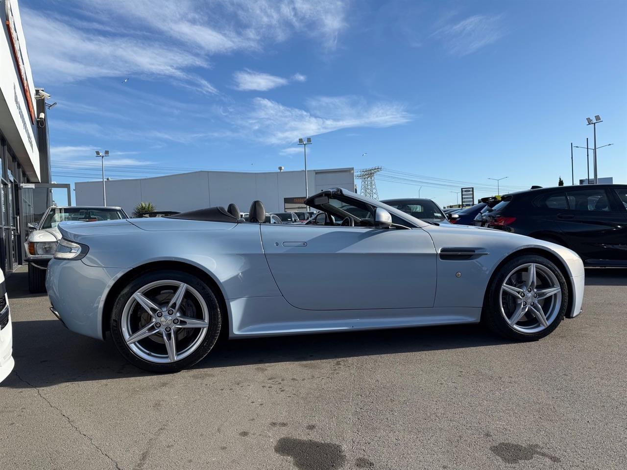 2016 Aston Martin Vantage