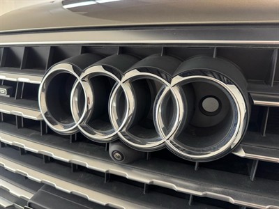 2017 Audi Q7 - Thumbnail