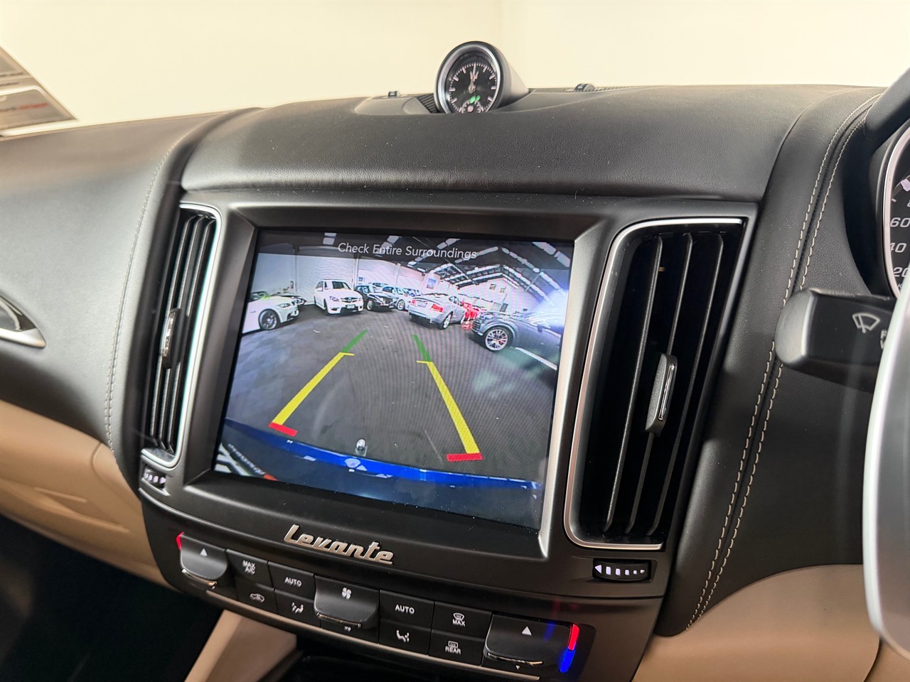 2020 Maserati Levante