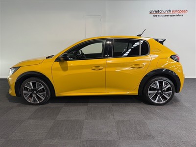 2020 Peugeot 208 - Thumbnail