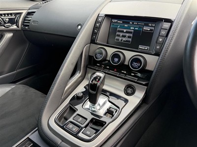 2016 Jaguar F-Type - Thumbnail