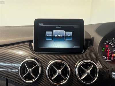 2016 Mercedes-Benz B 180 - Thumbnail