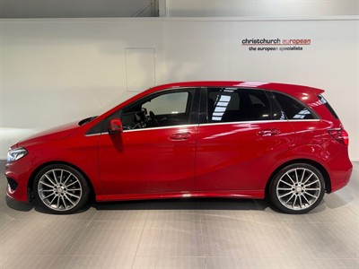 2016 Mercedes-Benz B 180 - Thumbnail