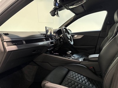 2021 Audi RS4 - Thumbnail