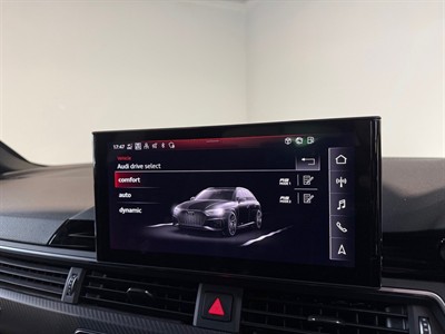 2021 Audi RS4 - Thumbnail