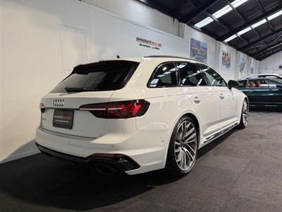 2021 Audi RS4 - Thumbnail