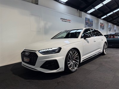 2021 Audi RS4 - Thumbnail