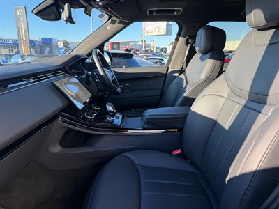 2023 Land Rover Range Rover - Thumbnail