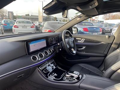 2017 Mercedes-Benz E 220 - Thumbnail